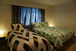 4 bedrooms, desk, iron/ironing board, free WiFi