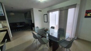 Dining - Casa Brendas 59: 3 BR house, best location in Torreon, completely furnished  (Torreón)