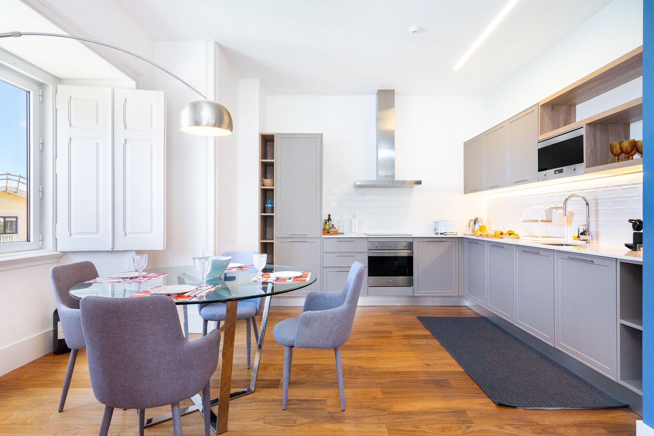 Chalet Estoril | MID TERM LEASE 40% OFF