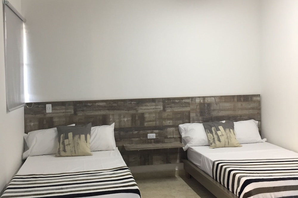 Apartment Suite 30-28 Gray