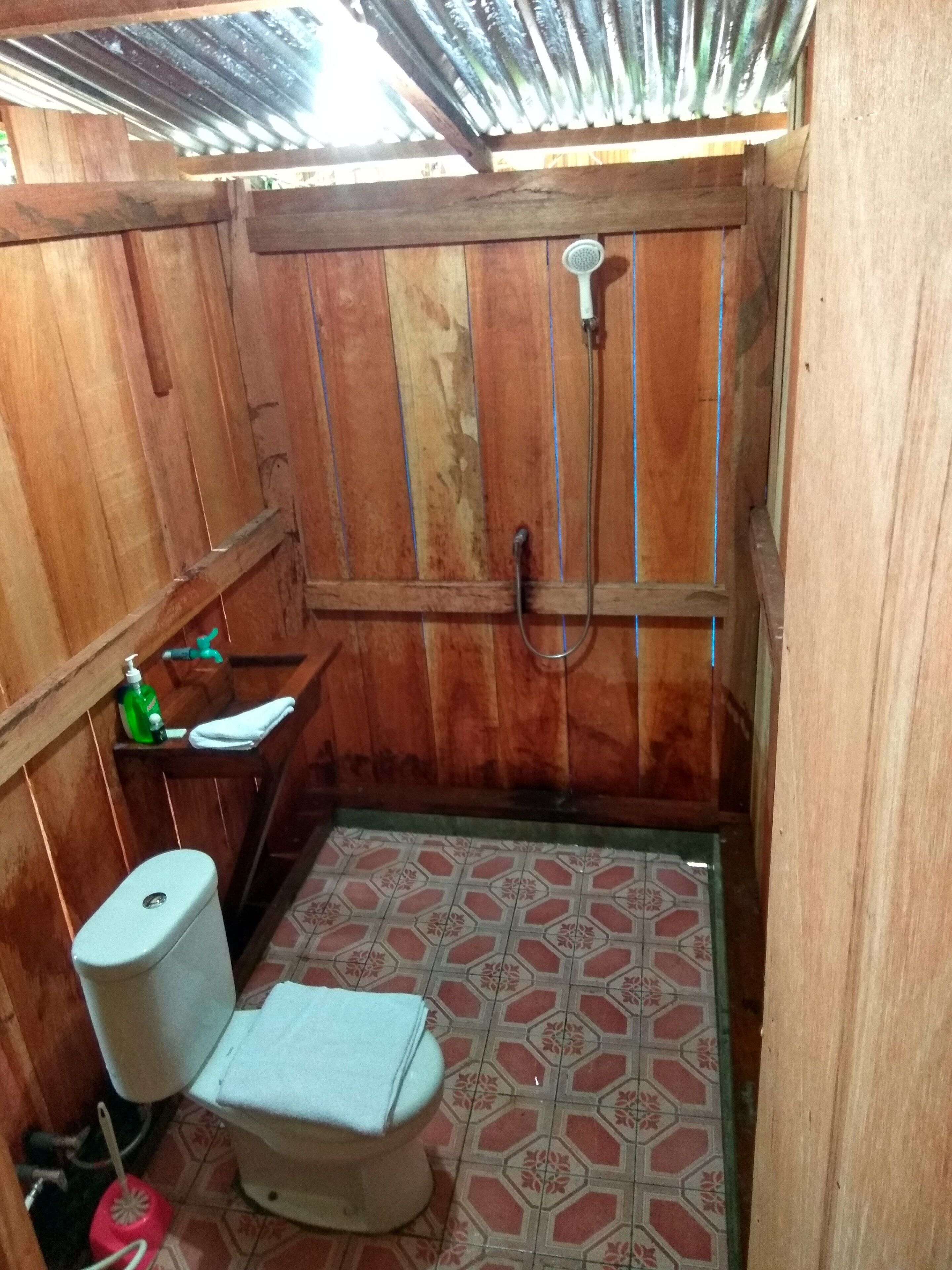 Best rajaampat homestay. the best spot for snorkling and diving mansuar island,,