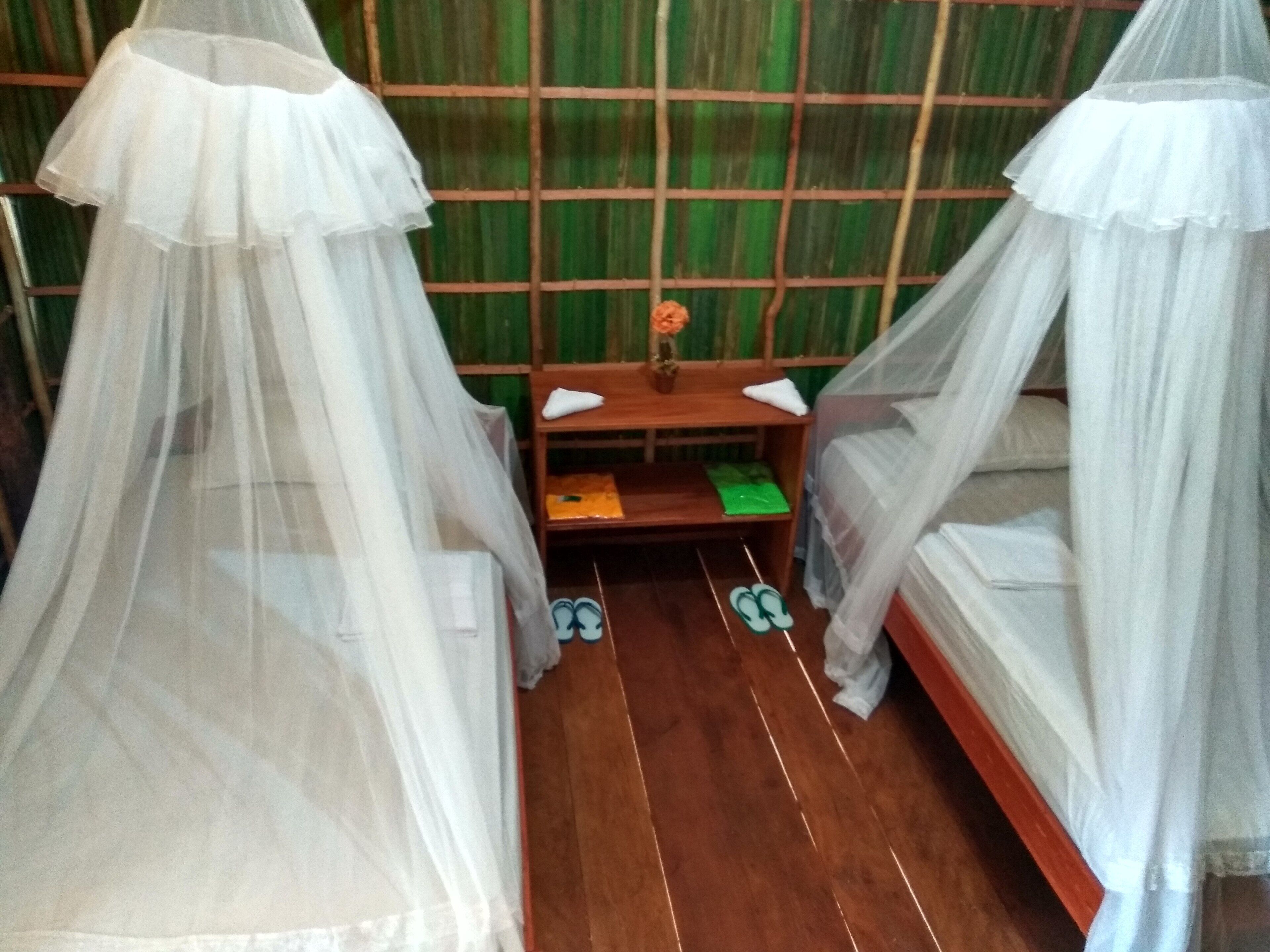 Best rajaampat homestay. the best spot for snorkling and diving mansuar island,,