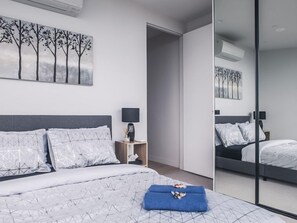 2 bedrooms, free WiFi, bed sheets, wheelchair access