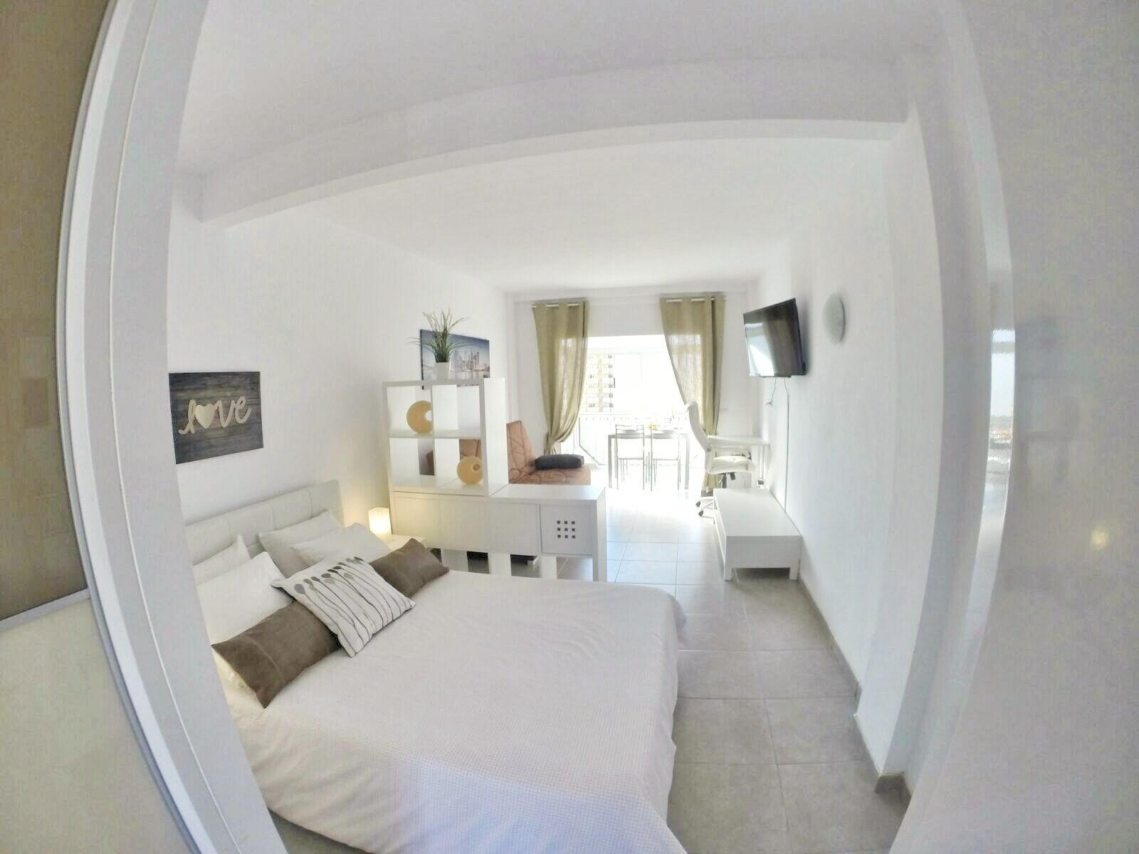 Luxurious, comfortable and luminous flat