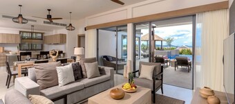 Luxury 4 Bedrooms Private Pool Villa in Rawai Phuket