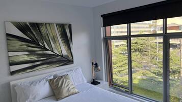 1 slaapkamer, een strijkplank/strijkijzer, gratis wifi, beddengoed