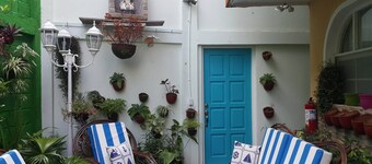 Mitt i centrum av staden, nära allt, på gångavstånd till huvud 