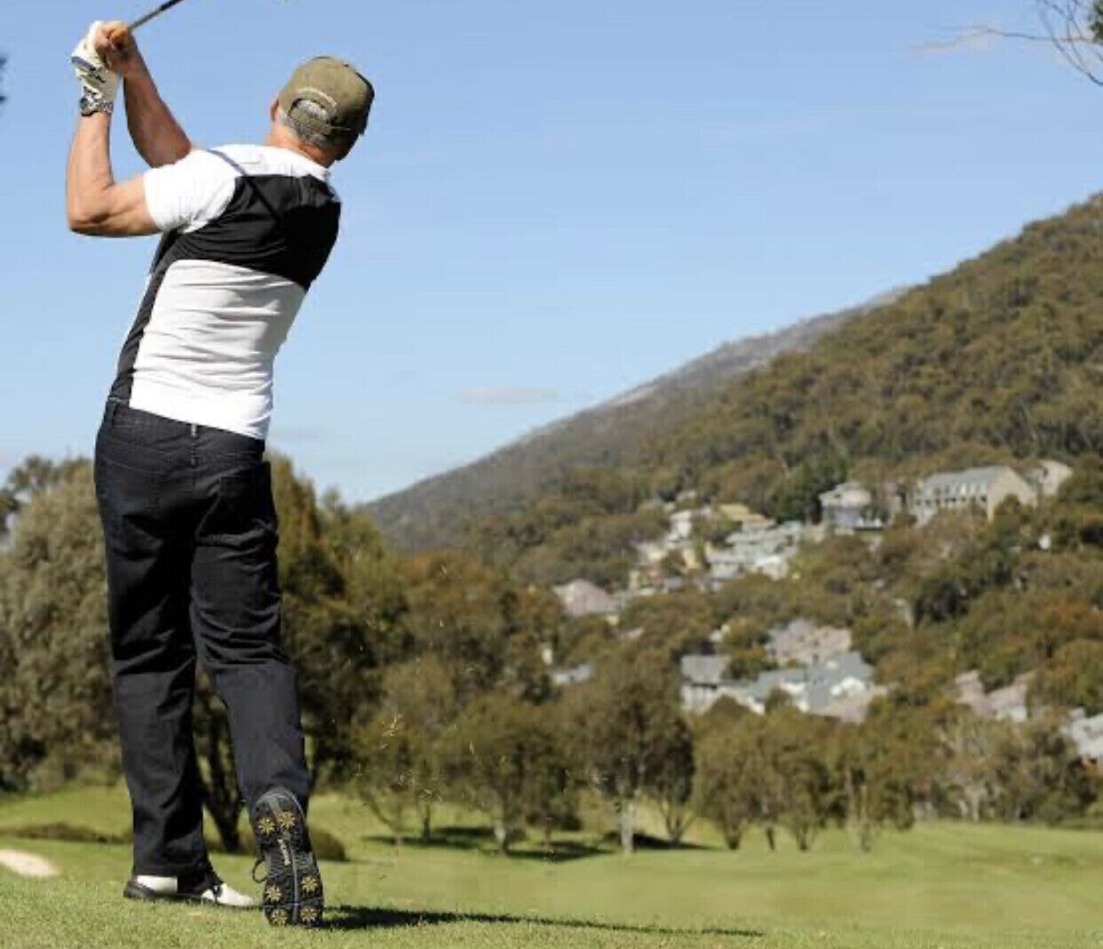Riverside 41 Thredbo — image 26