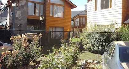 Cabin Cuatro Estaciones with mountain views