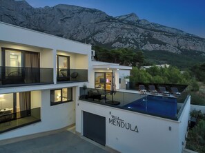 Exterior - Villa Mendula-Luxurious New Villa with Pool and Sea View (Makarska)