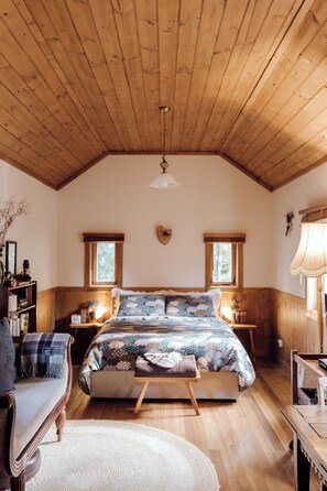 1 slaapkamer, een bureau, gratis wifi, beddengoed