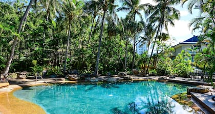 Poinciana Lodge 208, Seaview Apartment on Hamilton Island