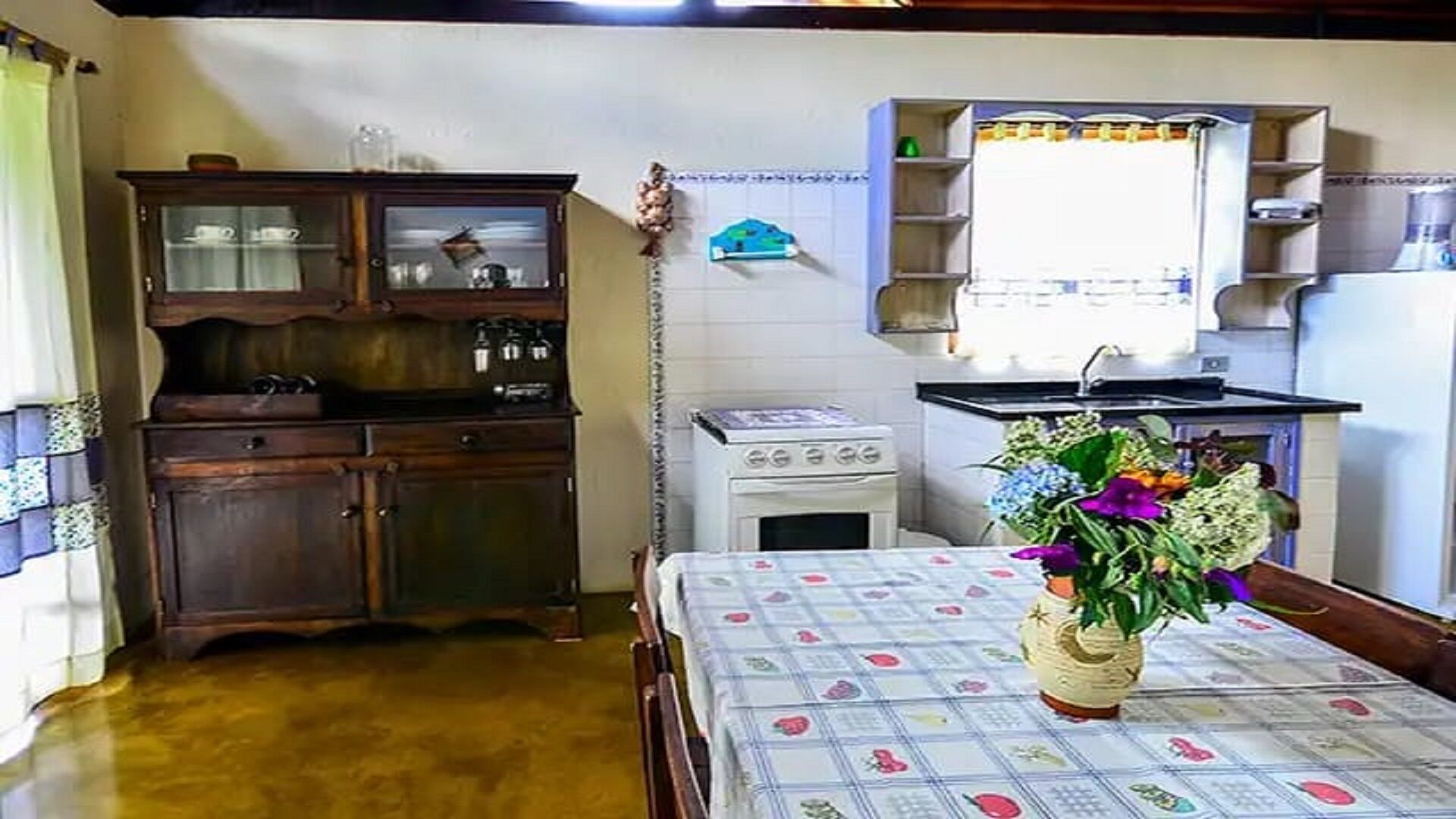 Full view of Mantiqueira (chalet 3)