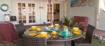 Luxury old world B&B  1849 historic pub beautifully renovated