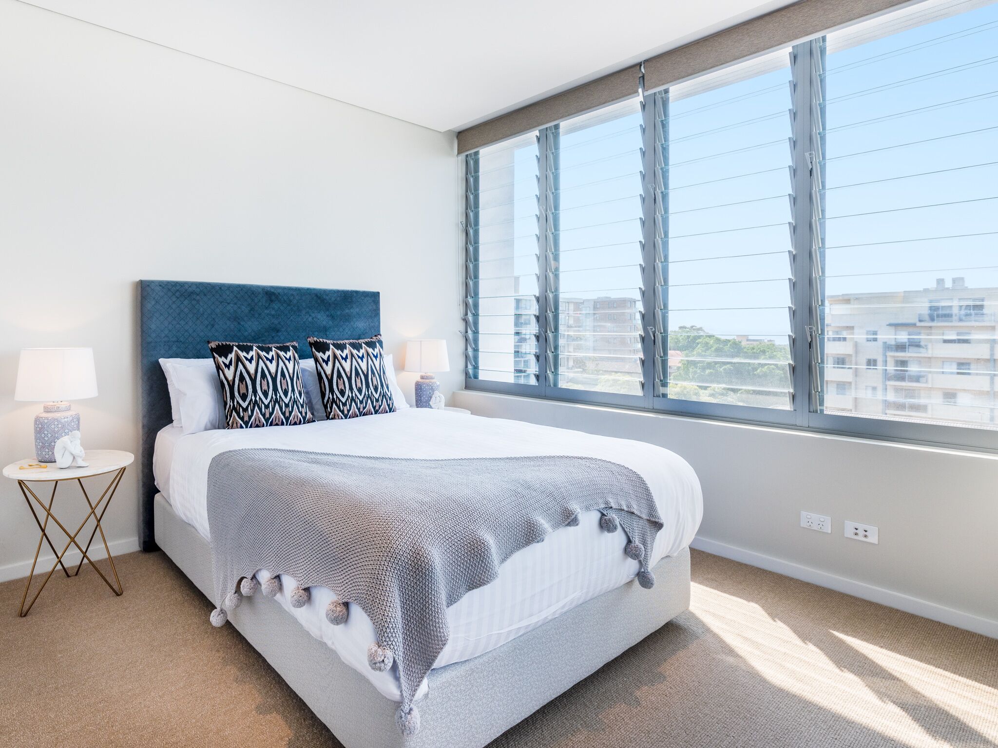 Bondi Amari Six Zero Three with Private Balcony — image 17