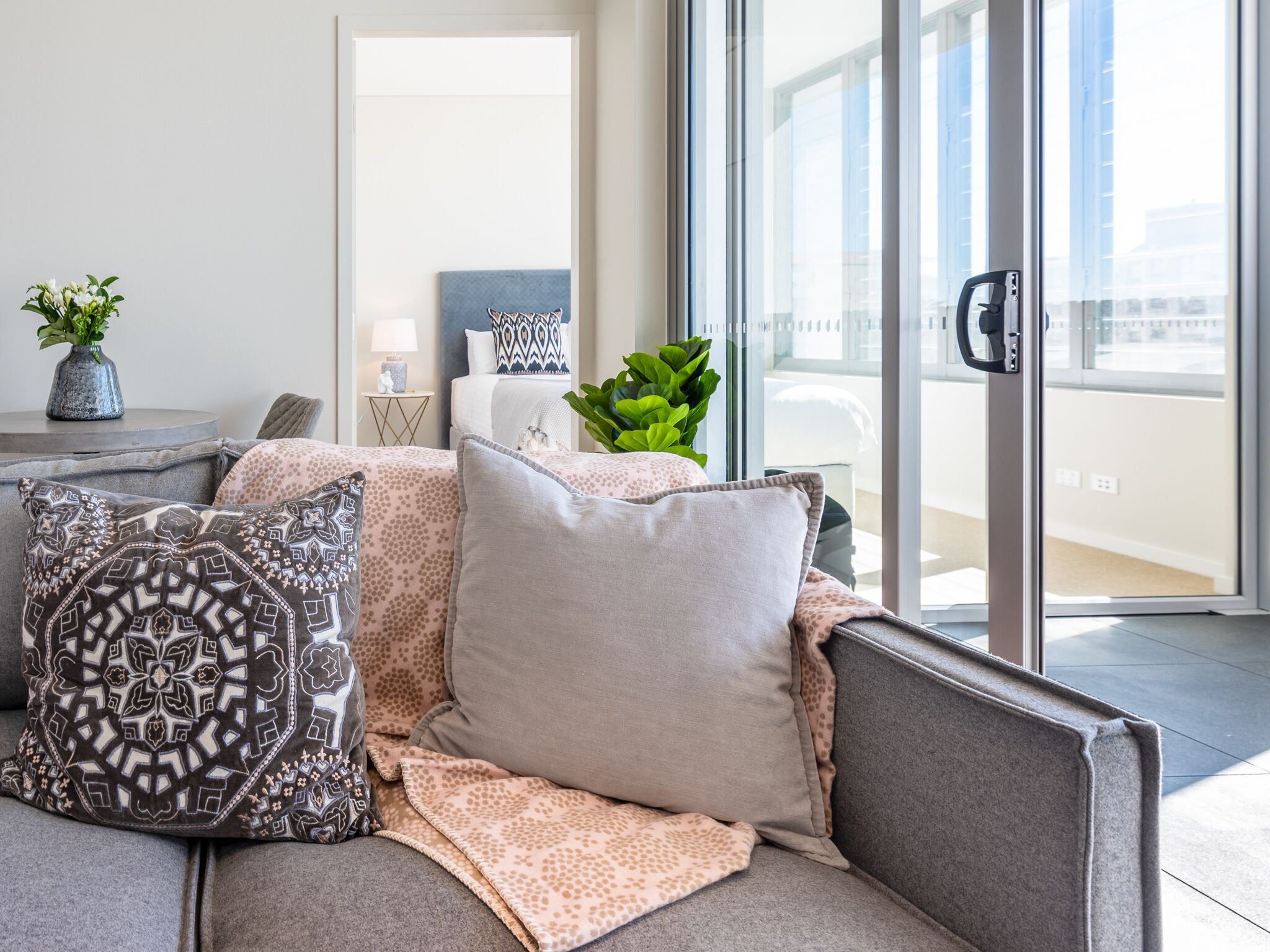 Bondi Amari Six Zero Three with Private Balcony — image 12