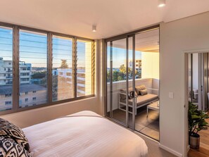 1 chambre, fer et planche à repasser, lit parapluie, Wi-Fi gratuit