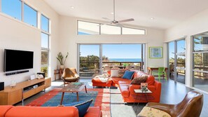 TV, fireplace - Killcare Beach Abode - Right opposite the beach with a beach and bush outlook (KILLCARE)