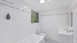 Shower - Copa Dell - Stunning Views (Copacabana)