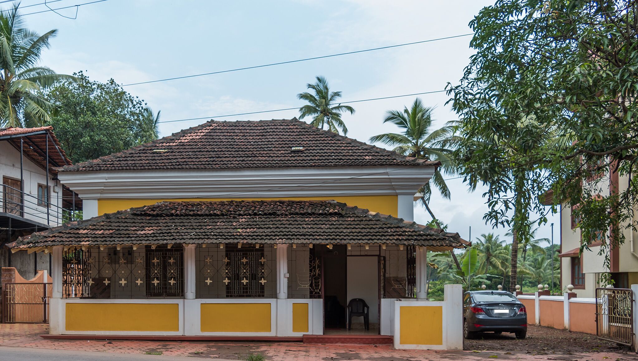 Tio Tony’s – A Home For Your Holiday.