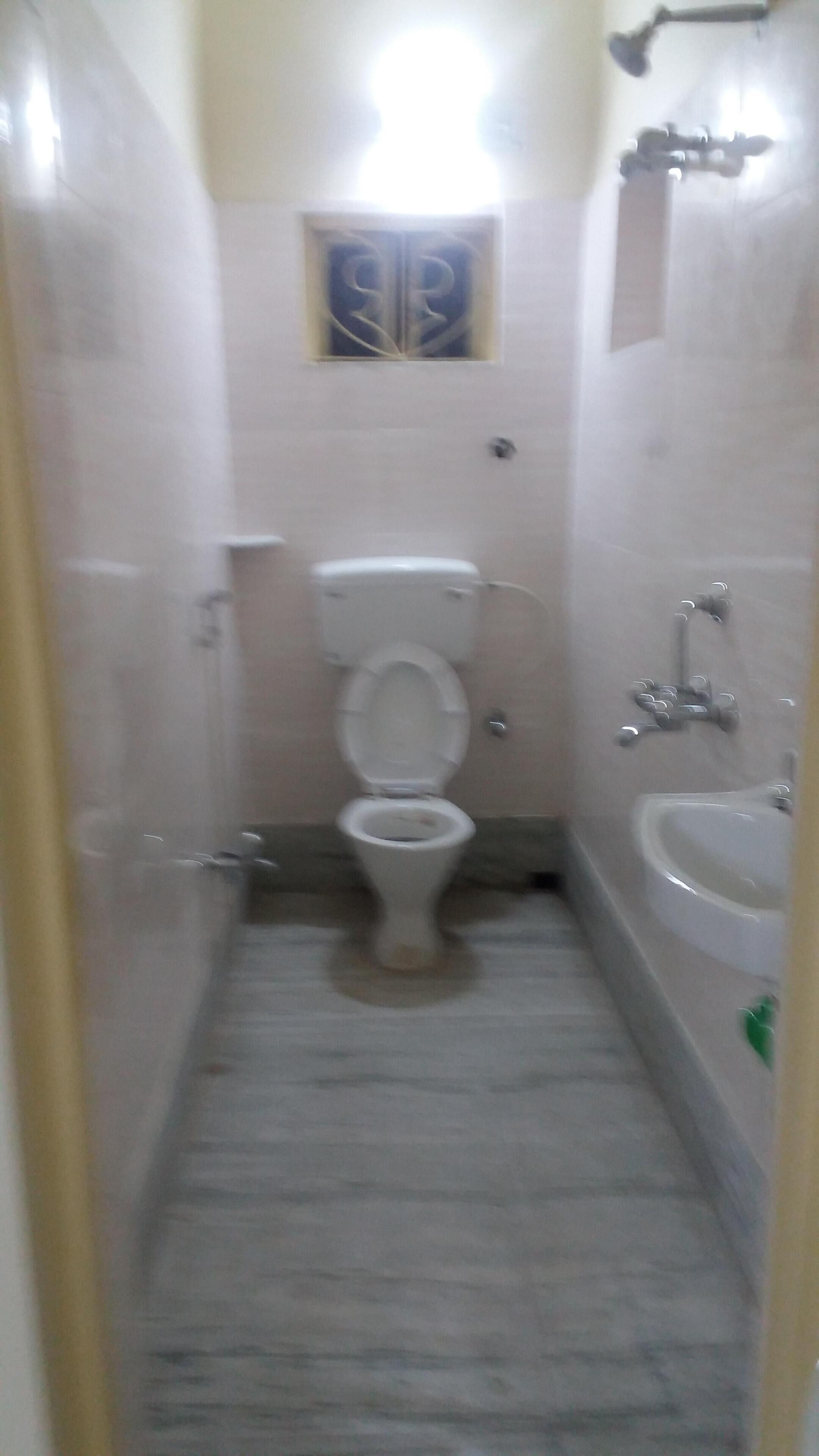 CHANDERNAGORE GUEST HOUSE (SE)