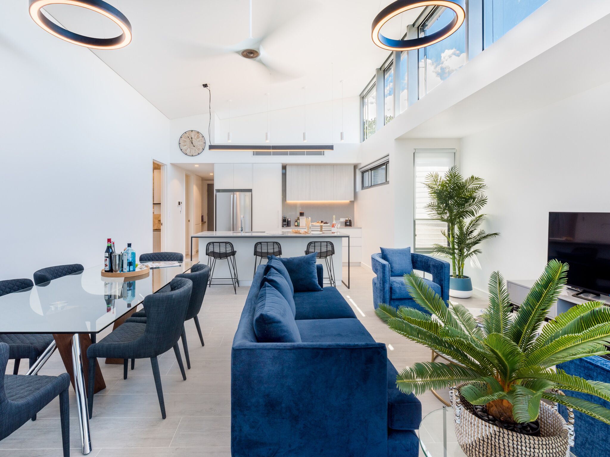 Premium Beachside apartment living in Coogee-E8- SPECIAL OFFERS MAY APPLY — image 5