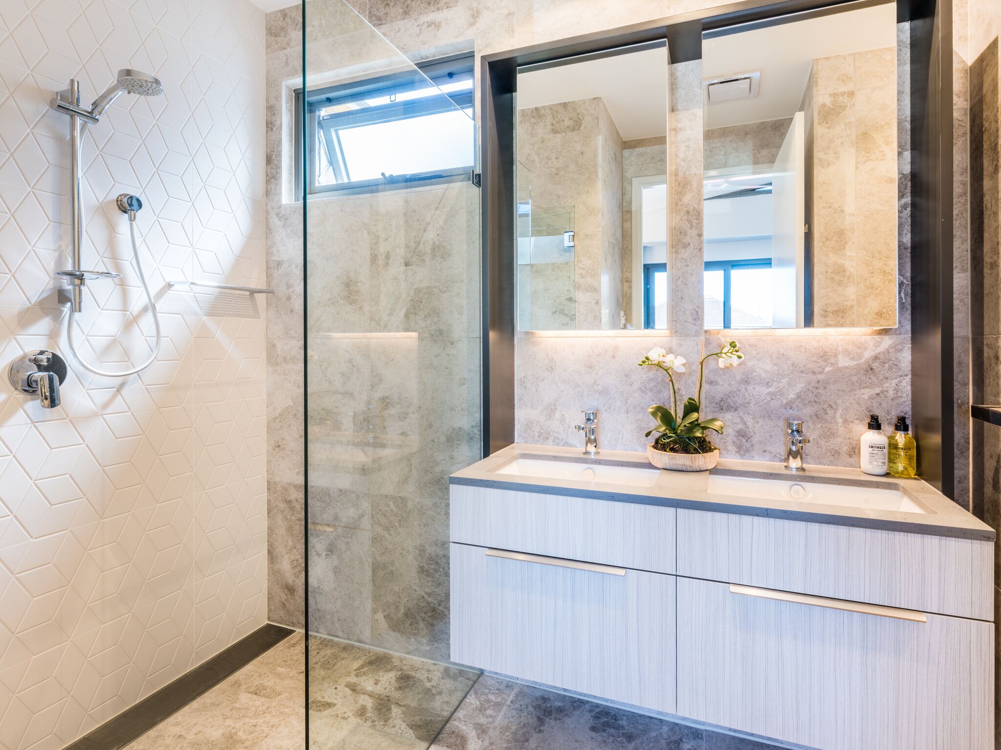 Premium Beachside apartment living in Coogee-E8- SPECIAL OFFERS MAY APPLY — image 14