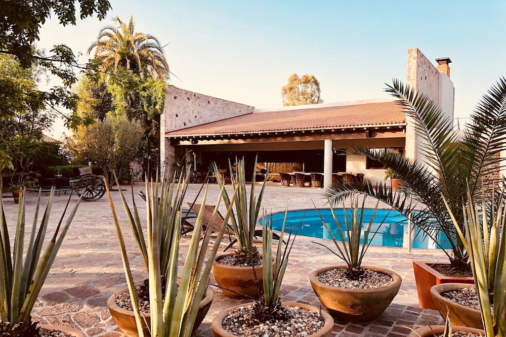 Maria y Bernardo Bed & Breakfast
