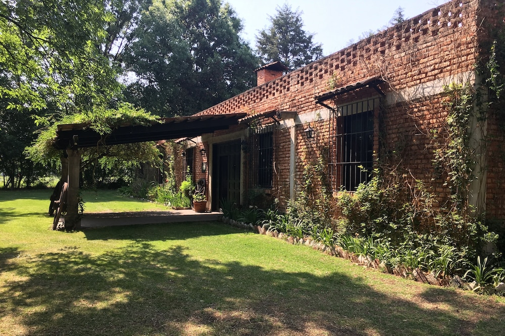 Rancho, Finca Casa de Campo Rústica Mexicana