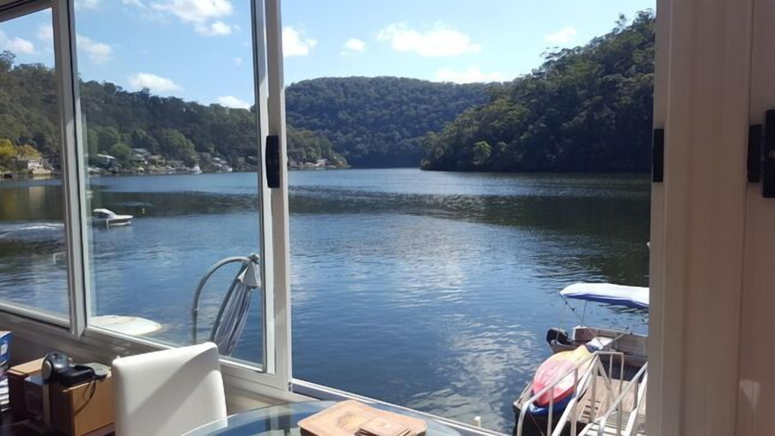 Berowra Waters Cottage — image 4