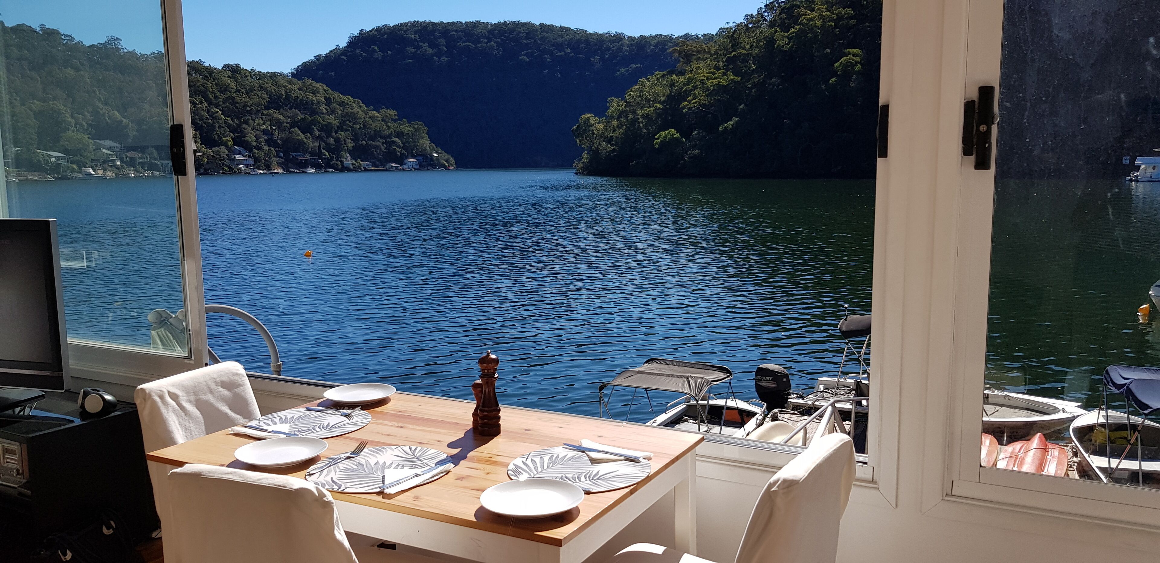 Berowra Waters Cottage — image 11