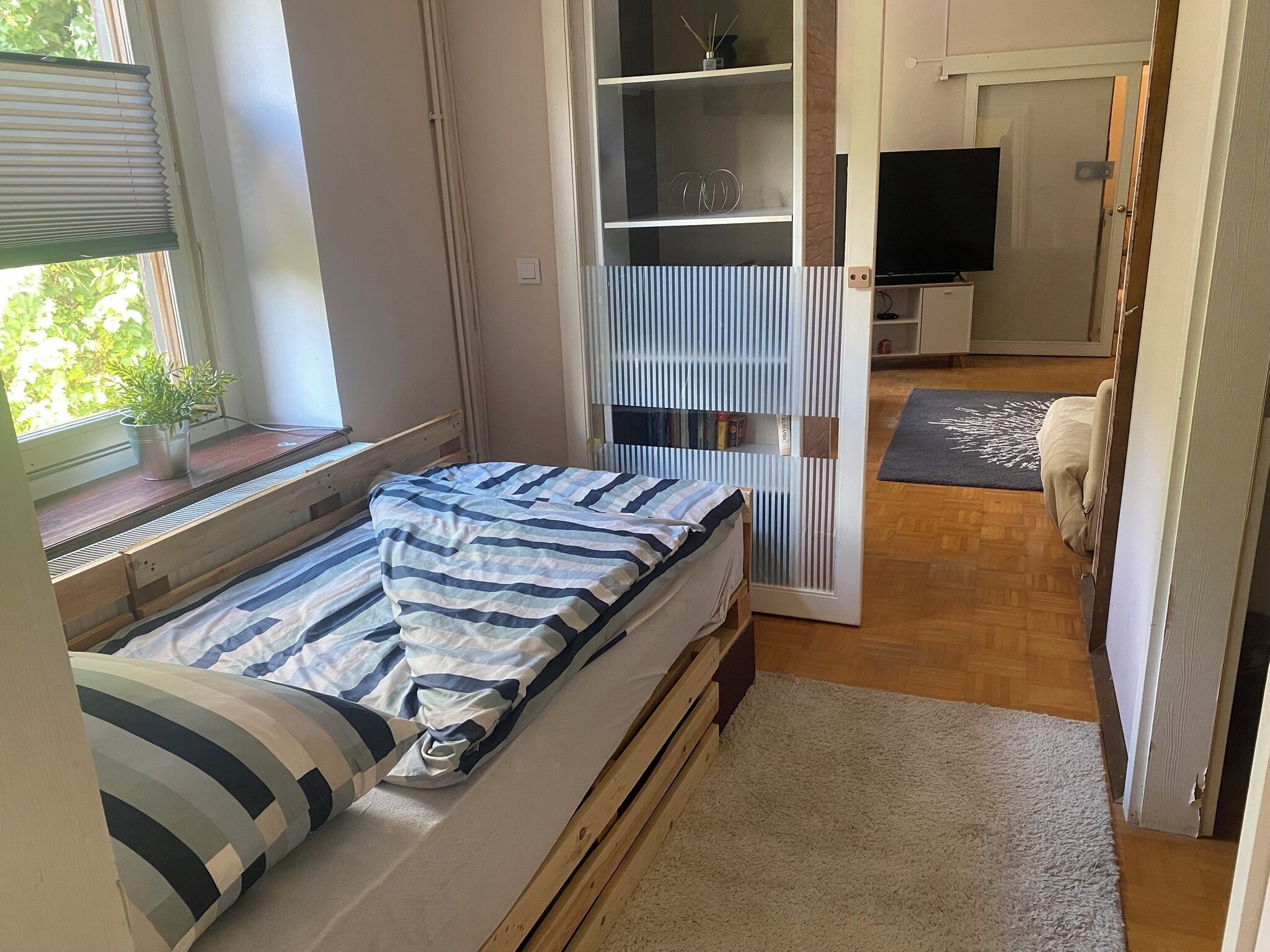1 bedroom, iron/ironing board, Internet, bed sheets