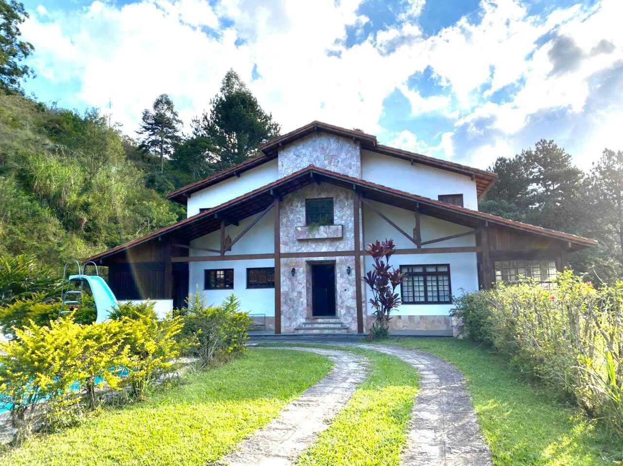 Rustic Site - 5 suites