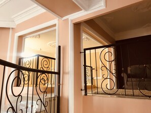 Interior - Peaceful getaway in the hills (Harare)