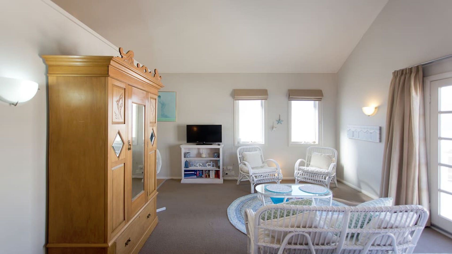 Fremantle local beach studio