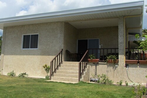 2 Bedrooms Bungalo house with sea view