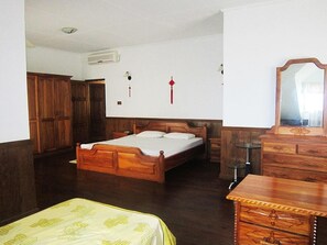 2 Schlafzimmer, Bügeleisen/Bügelbrett, Internetzugang, Bettwäsche