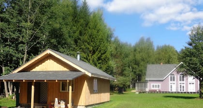 Homestead Malinovka - RĂȘve rustique dans les pinĂšdes