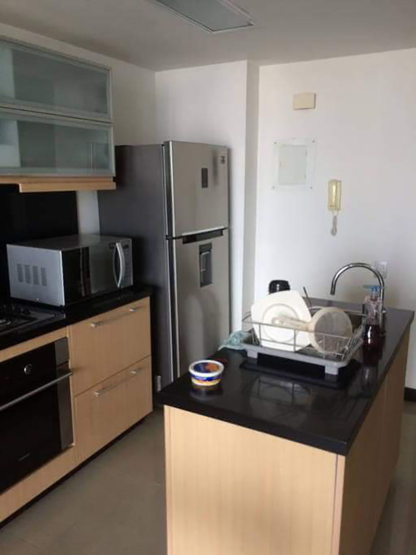 Three-storey apartment in cali