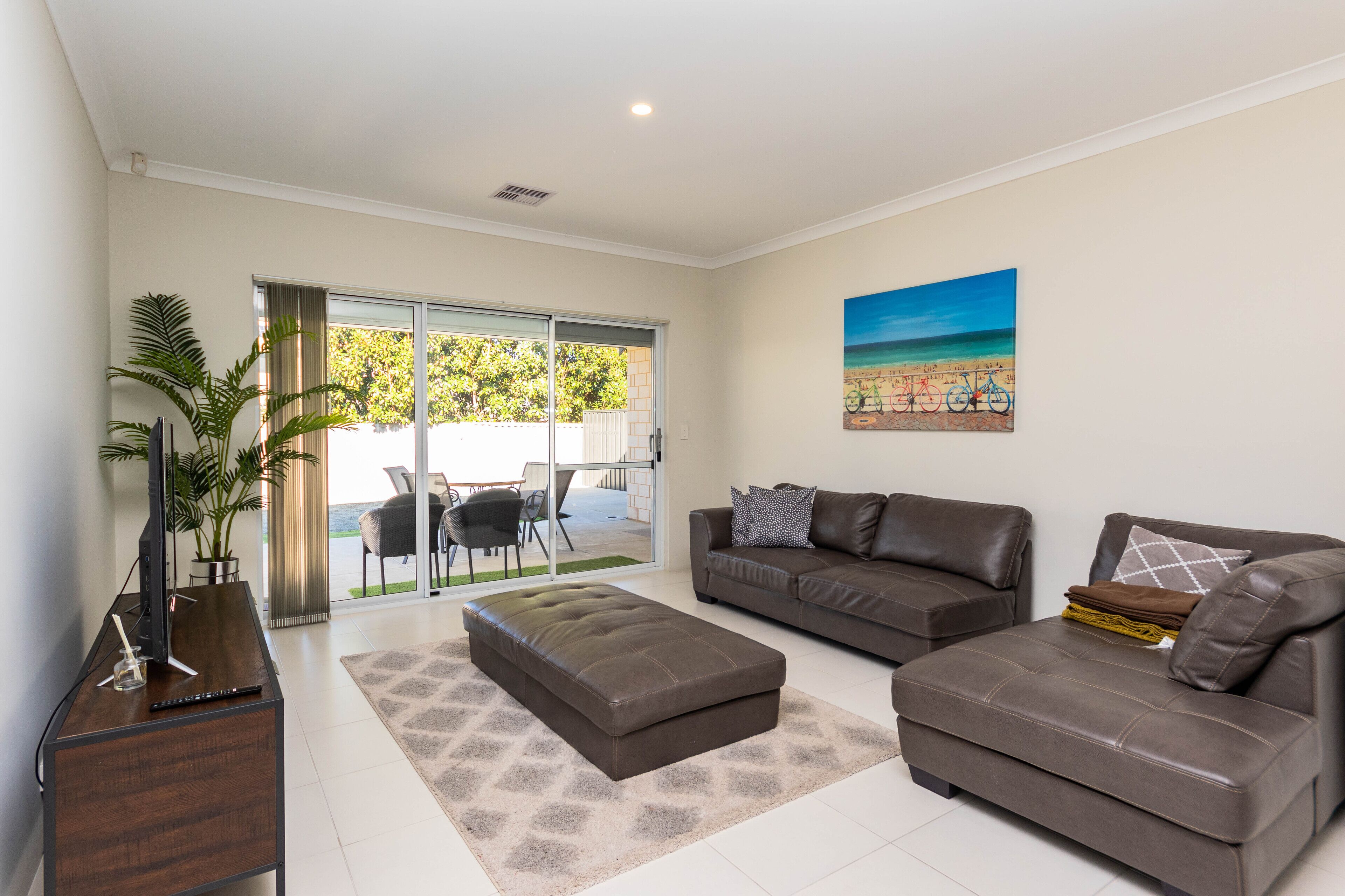 Cosy lodge Wilson - New Modern House Close to Perth CBD