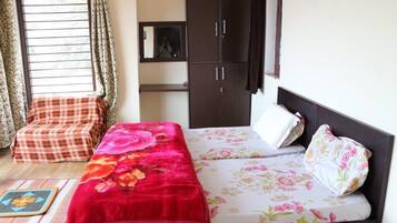 2 bedrooms, WiFi, bed sheets