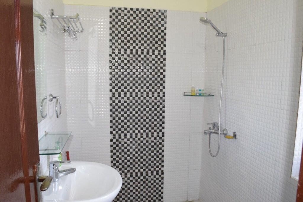 SINK INTO OBLIVION. NOTHING TO DO EVERYTHING TO GAIN.