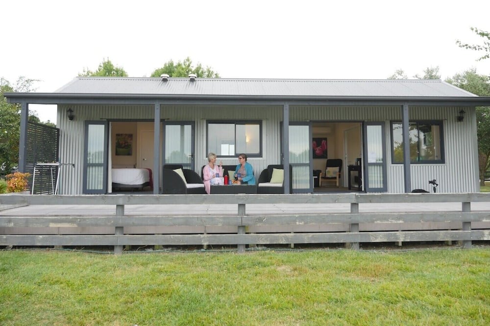 Two bedroom king Cottage