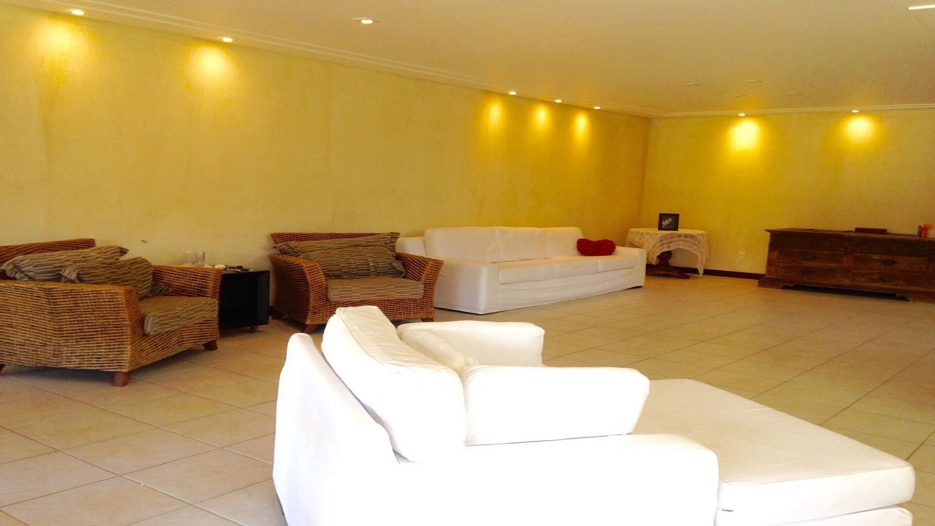 VILAS DO ATLANTICO SEASON HOUSE