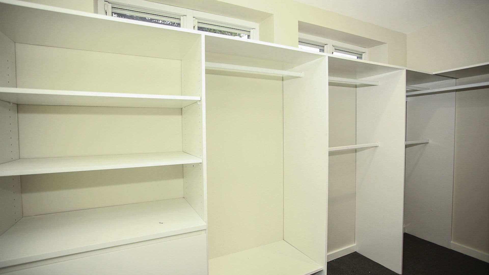 Modern Summer Hill Home — image 6