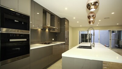 Modern Summer Hill Home