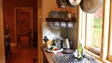 Fridge, microwave, coffee/tea maker, electric kettle