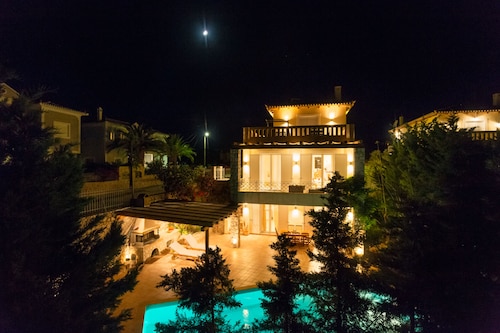 Luxuriöse Villa mit Pool in Porto Heli