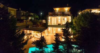 Luxuriöse Villa mit Pool in Porto Heli