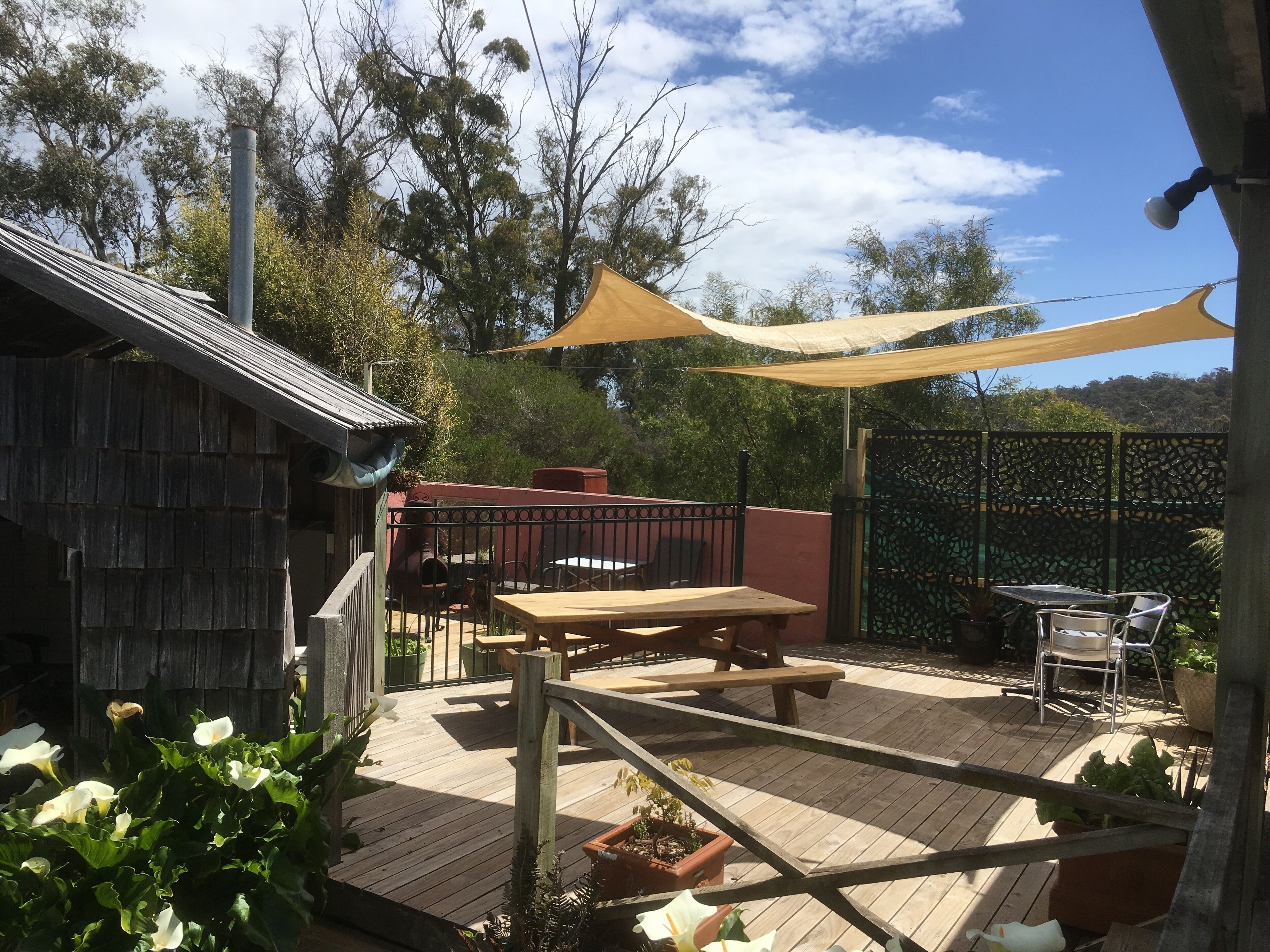 Platypus Park Country Retreat - Forester Apartment WiFi — image 9